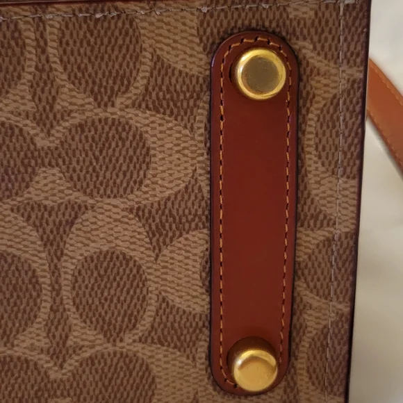 COACH Crossbody bag Purse new very good condition